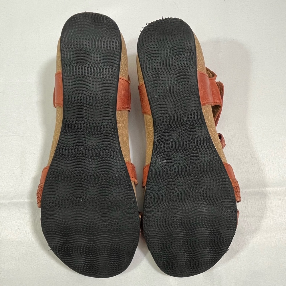 Taos Trulie Sandals Women’s 8-8.5/39 Cork Footbed Woven Leather Straps - Picture 11 of 11